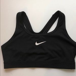nike kids sports bra